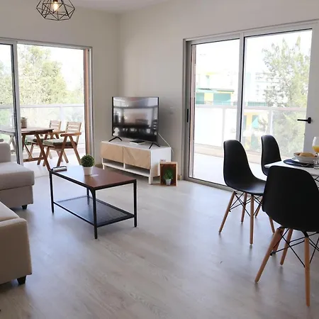 Premium By Algest شقة